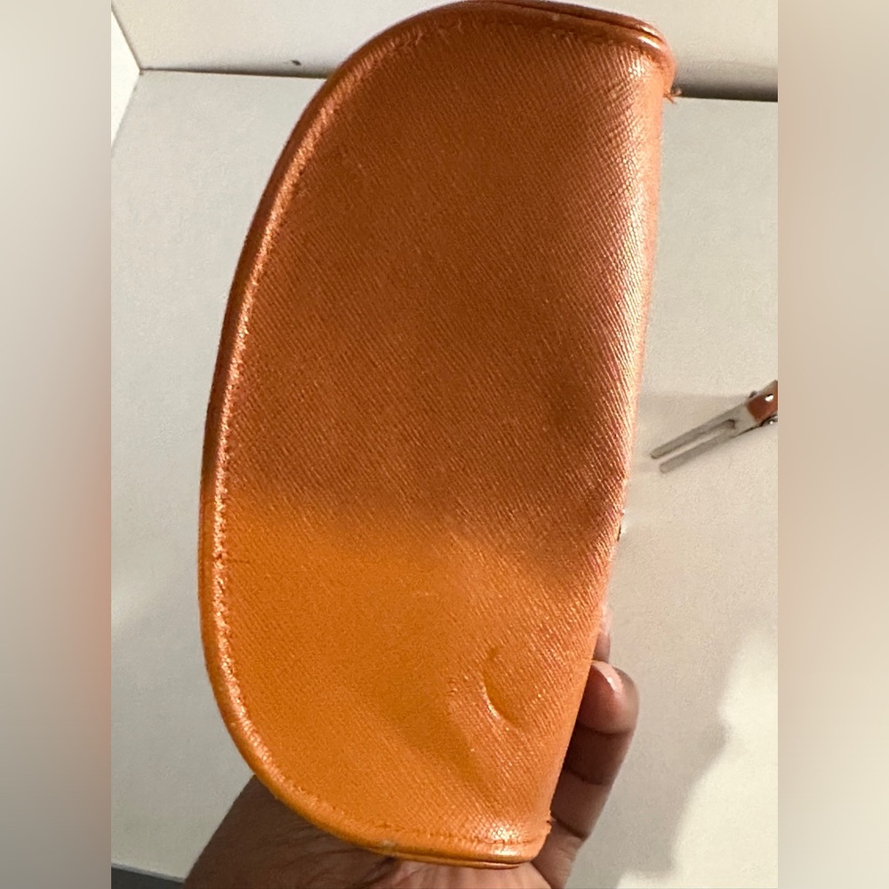 Tory Burch Multi-Purpose Sunglasses case - Picture 9 of 9
